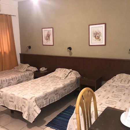 Dallas Hotel San Miguel de Tucumán Buitenkant foto