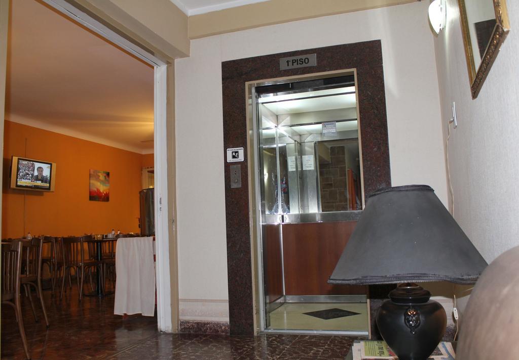 Dallas Hotel San Miguel de Tucumán Buitenkant foto