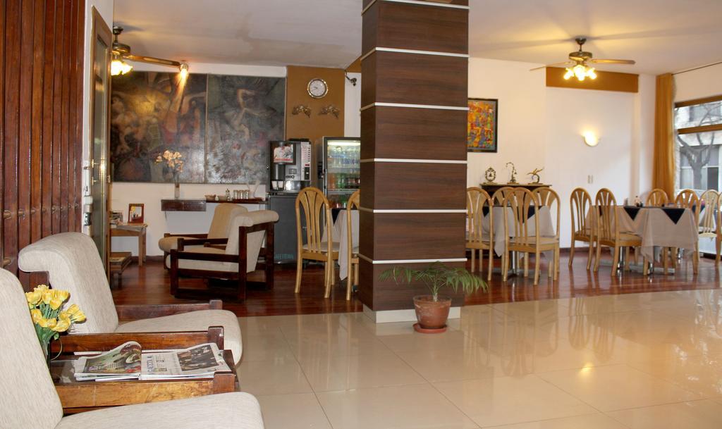 Dallas Hotel San Miguel de Tucumán Buitenkant foto